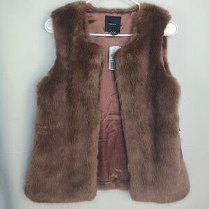 Forever 21 Mauve Faux Fur Vest Size S